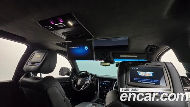Cadillac Escalade 2019 thumb 3