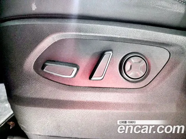 Hyundai Staria 2021 thumb 11