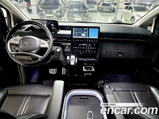 Hyundai Staria 2021 thumb 12