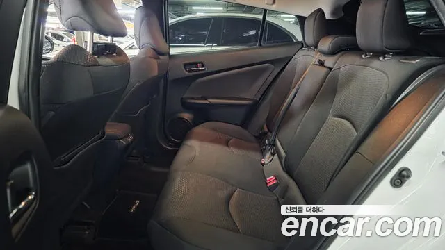 Toyota Prius 2021 thumb 9