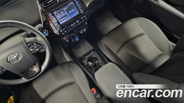 Toyota Prius 2021 thumb 10