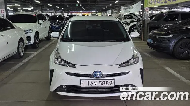 Toyota Prius 2021 thumb 8