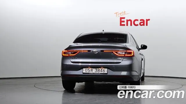 Renault Megane 2017 thumb 4
