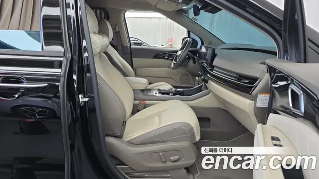 Kia Carnival 2025 thumb 12