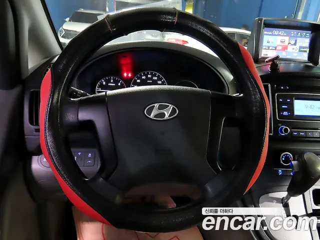Hyundai Starex 2016 thumb 7