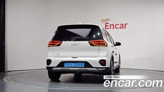 Kia Niro 2022 thumb 9