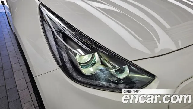 Kia Niro 2022 thumb 3