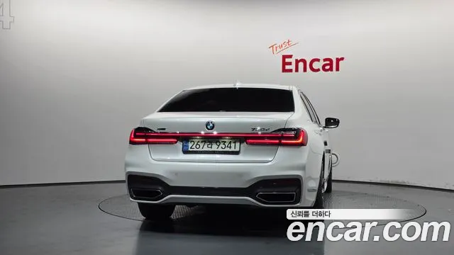 BMW 7 серии 2021 thumb 12