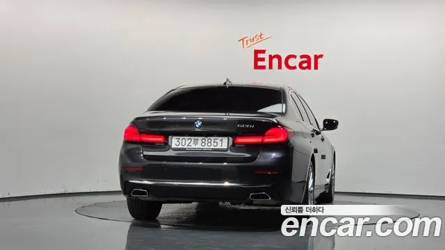 BMW 5 серии 2023 thumb 4