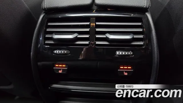 BMW 5 серии 2023 thumb 9