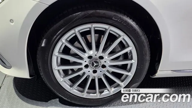 Mercedes-Benz E-Класс 2021 thumb 8