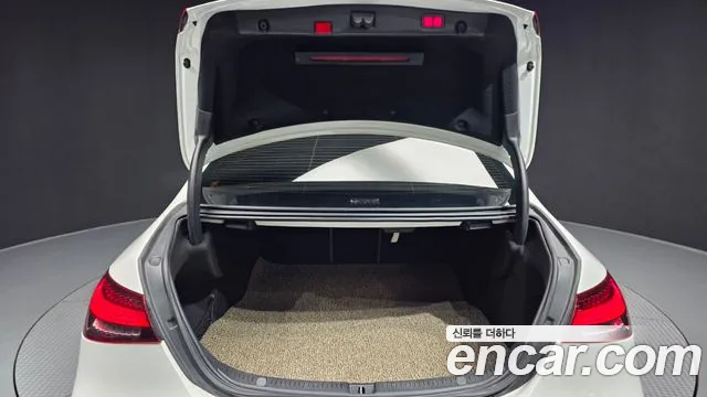 Mercedes-Benz E-Класс 2021 thumb 12