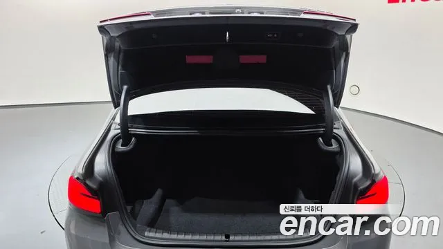 BMW 5 серии 2022 thumb 8