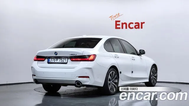 BMW 3 серии 2025 thumb 5