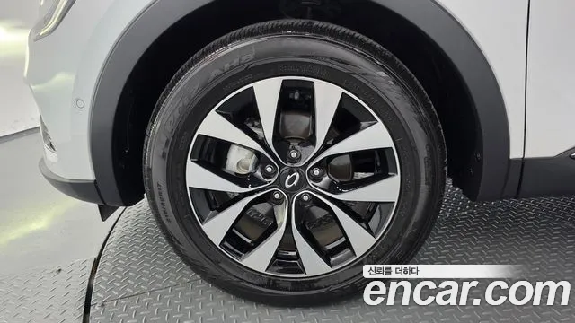Renault Arkana 2023 thumb 2