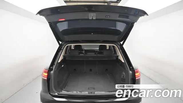 Volkswagen Touareg 2020 thumb 10
