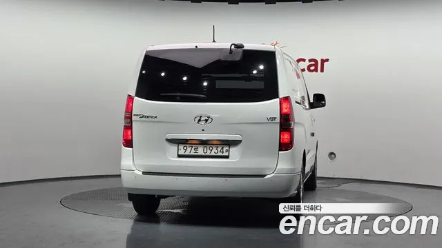 Hyundai Starex 2020 thumb 4