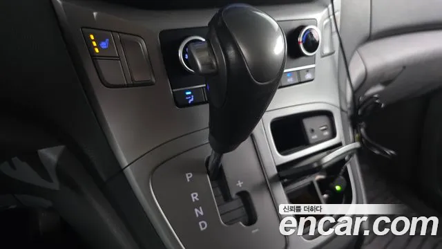 Hyundai Starex 2020 thumb 2