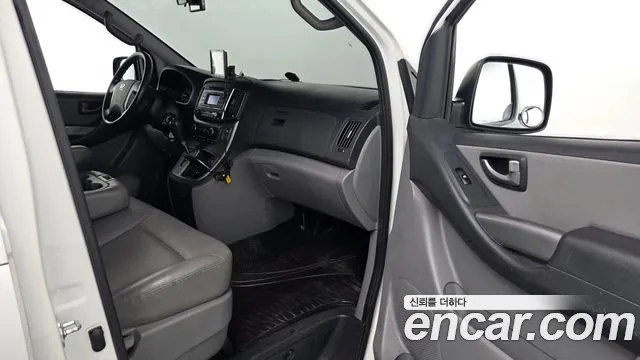 Hyundai Starex 2020 thumb 3