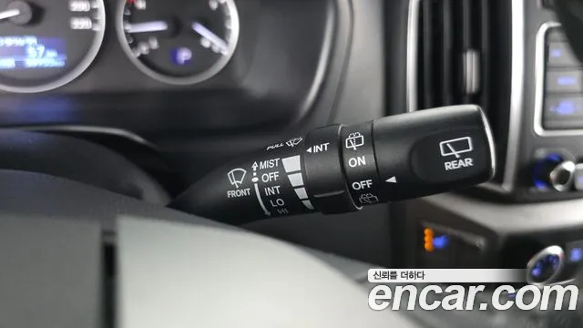 Hyundai Starex 2020 thumb 12