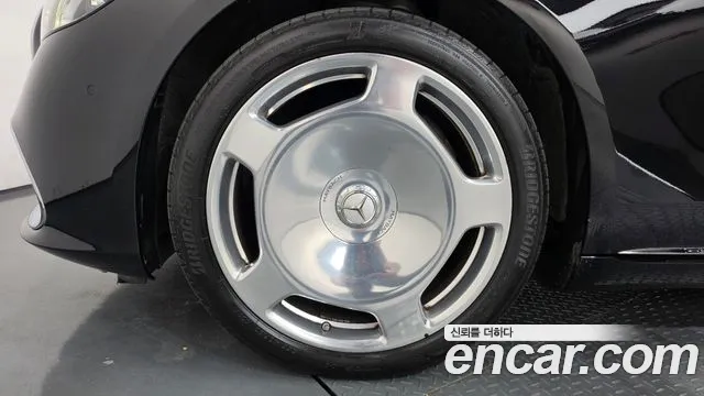 Mercedes-Benz S-Класс 2024 thumb 9
