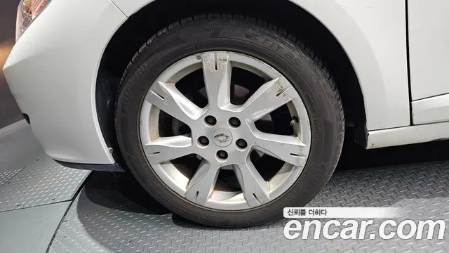 Renault Fluence 2010 thumb 8