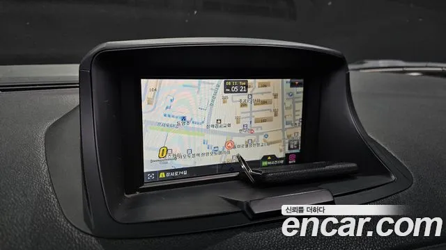 Renault Fluence 2010 thumb 6