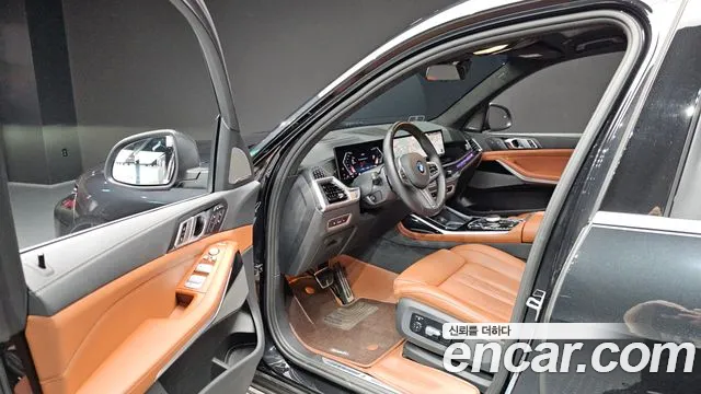 BMW X7 2023 thumb 2
