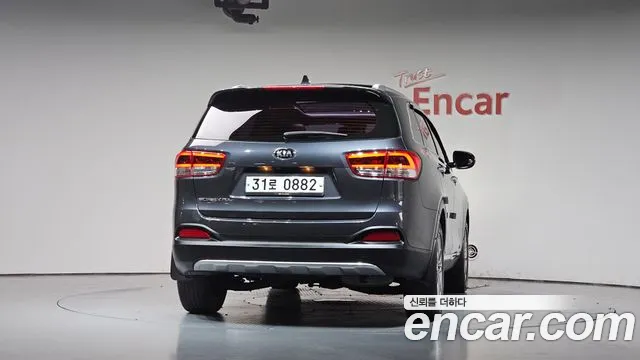 Kia Sorento 2016 thumb 9