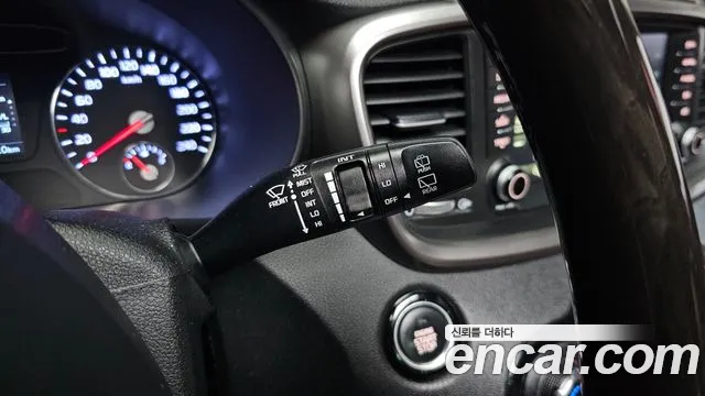 Kia Sorento 2016 thumb 10