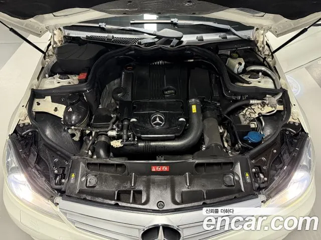 Mercedes-Benz C-Класс 2011 thumb 11