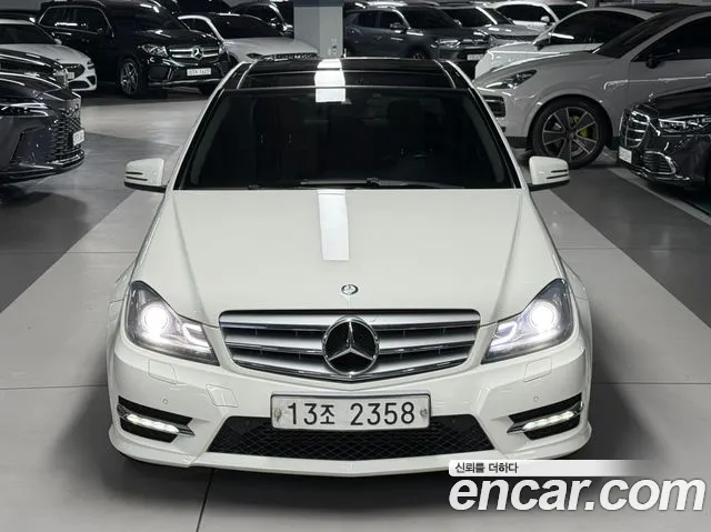 Mercedes-Benz C-Класс 2011 thumb 3