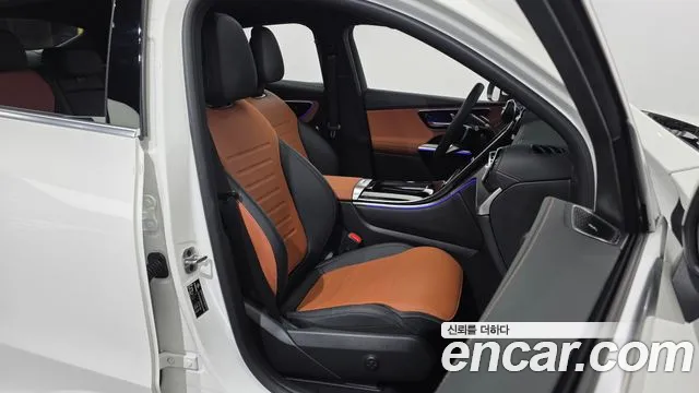 Mercedes-Benz GLC 2025 thumb 4