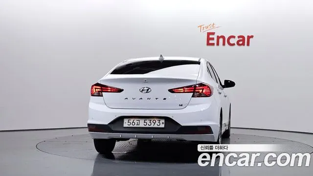 Hyundai Avante 2018 thumb 8