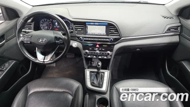 Hyundai Avante 2018 thumb 5