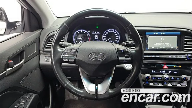 Hyundai Avante 2018 thumb 9