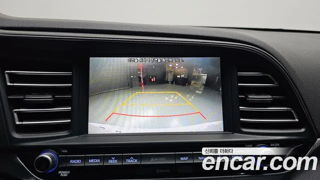 Hyundai Avante 2018 thumb 4