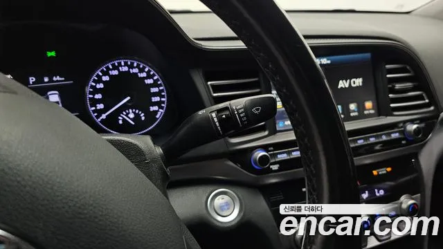 Hyundai Avante 2018 thumb 11