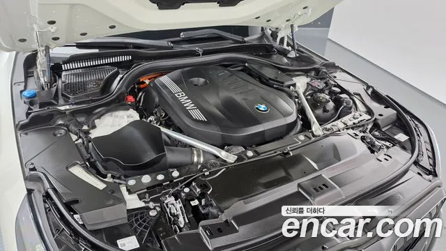 BMW 5 серии 2025 thumb 4