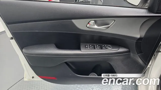 Kia K3 2020 thumb 10