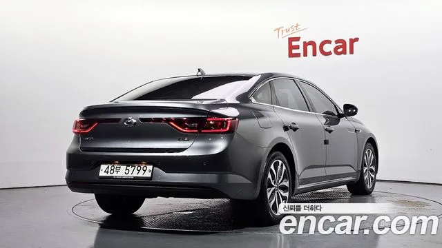 Renault Megane 2017 thumb 6