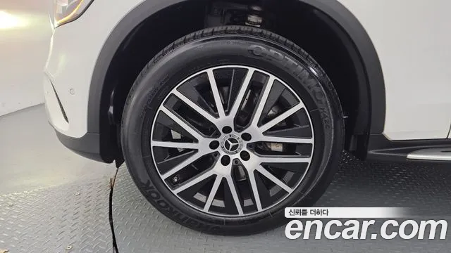 Mercedes-Benz GLC 2021 thumb 4