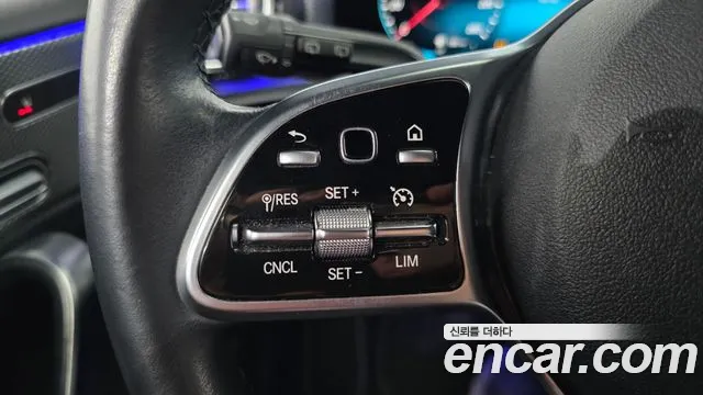 Mercedes-Benz A-Класс 2022 thumb 3
