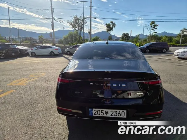 Genesis G90 2022 thumb 2