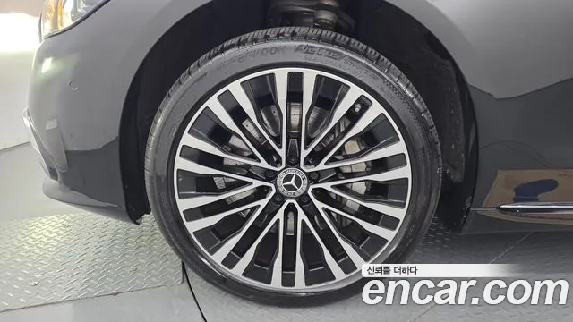Mercedes-Benz S-Класс 2021 thumb 7