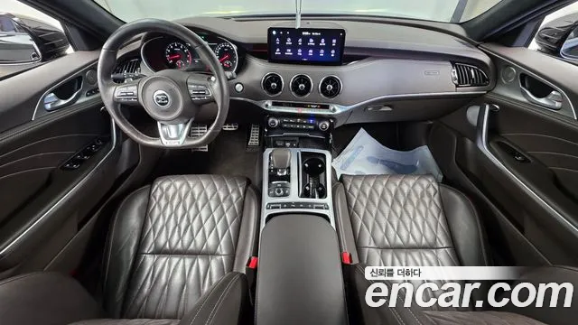 Kia Stinger 2020 thumb 3