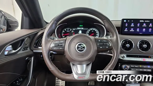 Kia Stinger 2020 thumb 10