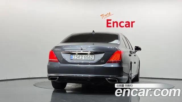 Genesis G90 2016 thumb 7