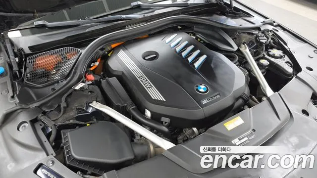 BMW 7 серии 2019 thumb 12