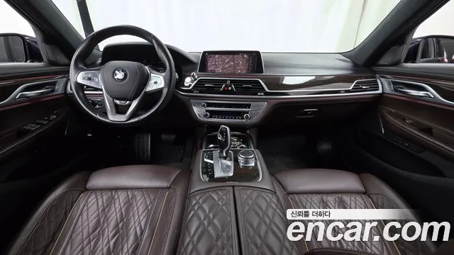 BMW 7 серии 2019 thumb 10